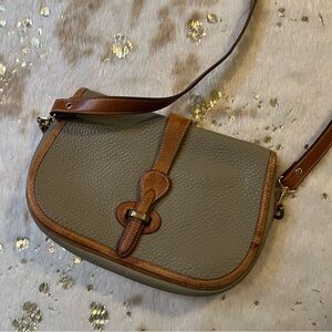 Vintage Dooney & Bourke Brown Pebbled Leather Crossbody Bag 1980s